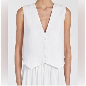 Dissh Banks White Linen Vest - Minimalist 3-Button Classic Style